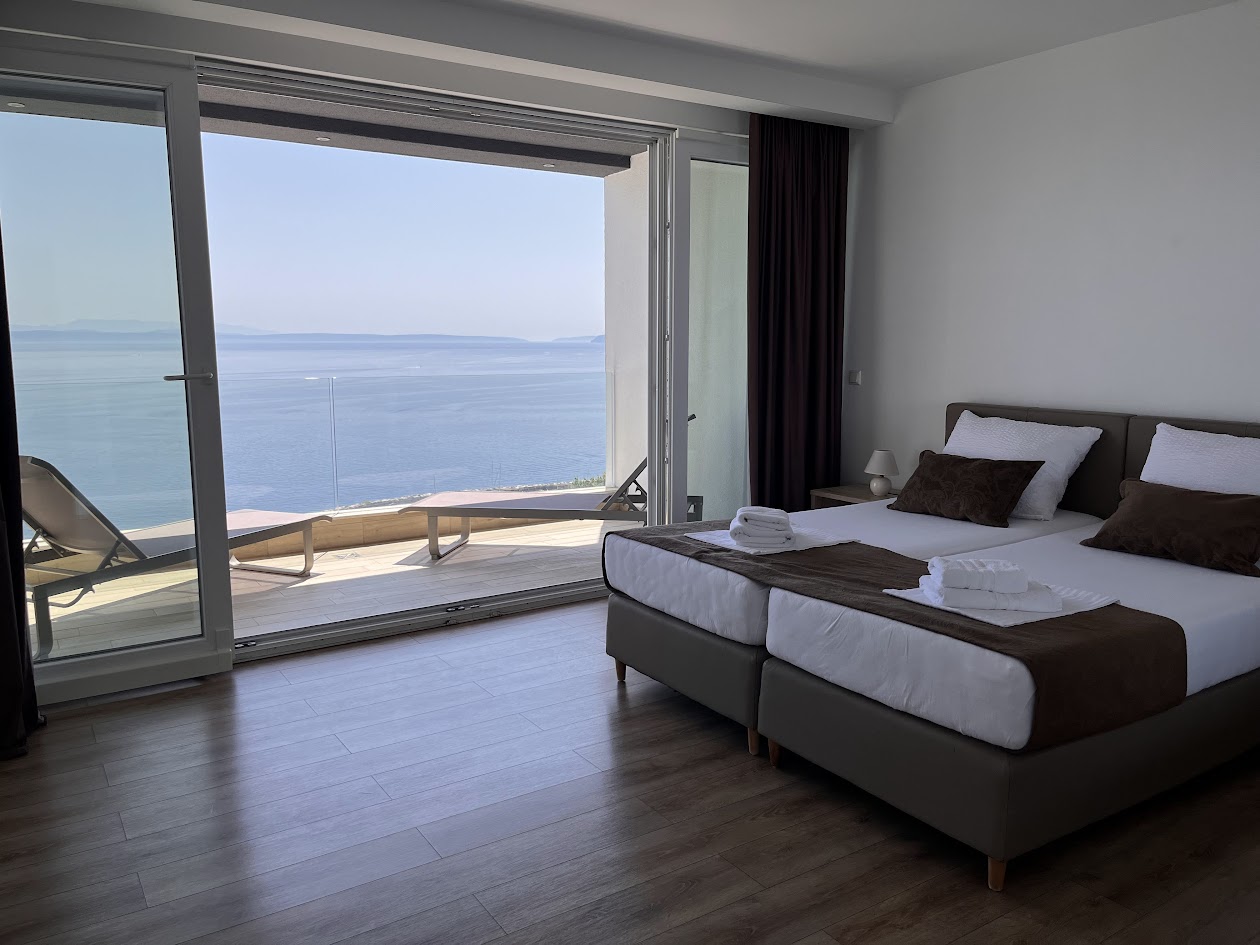 Apartment 3